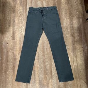 AG Adriano Goldschmied Mens The Graduate Tailored leg Deep Bermuda 32x34